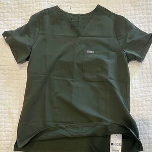 Figs women’s scrub top - never worn